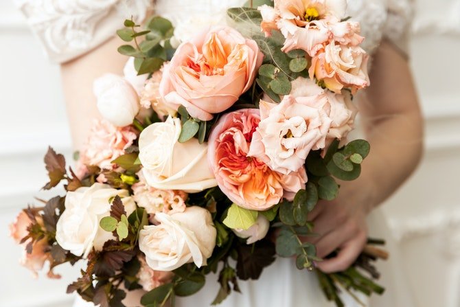 Bunch of pink roses