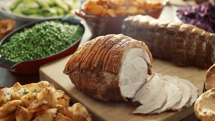 Toby Carvery pork roast dinner